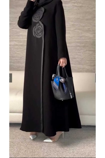 عبايه الجوري الفاخره كريب ملكي