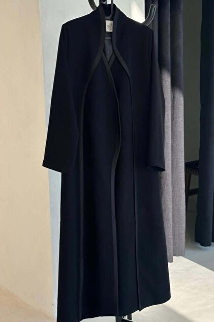 Shadan Art Crepe Ferrari Abaya
