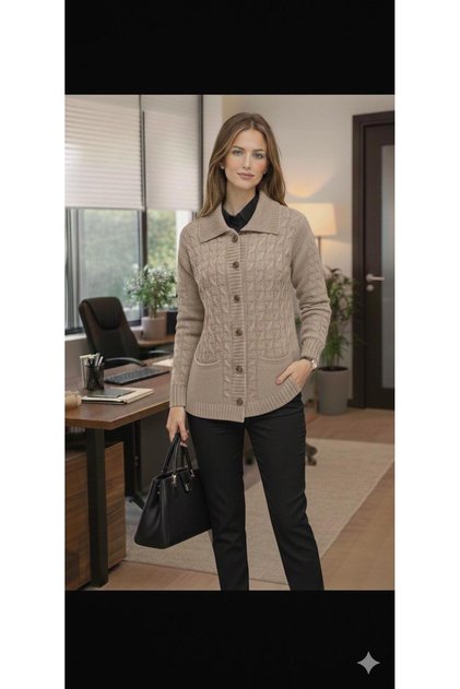 Collared Knitwear Cardigan with Buttons Stylish and Comfortable