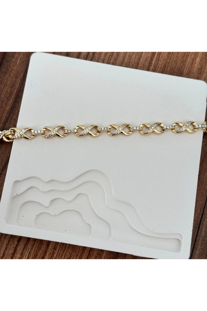 Infinity Jewelled Bracelet