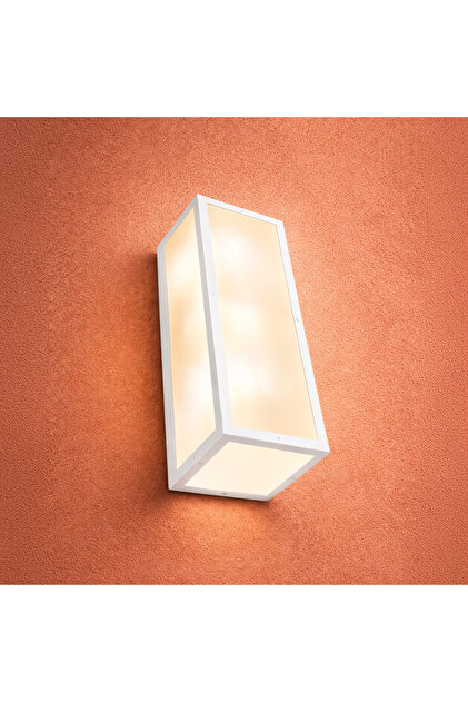 Modern Rectangular Wall Sconce Metal Body Opal Plexi Decorative Wall Lighting
