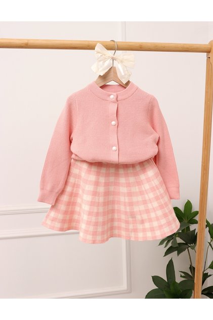 Set Pulover + Fusta, Iris model cu roz 128 (7-8 ani)