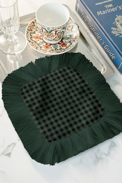 Luxurious Plaid Fringed Presentation Napkin - Classic Green Rustic Square Coaster Presentation Tissue