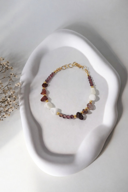 Women's Moonstone and Beaded Stylish Handmade Bracelet with Natural Stone for Stress Relief and Peace of Mind