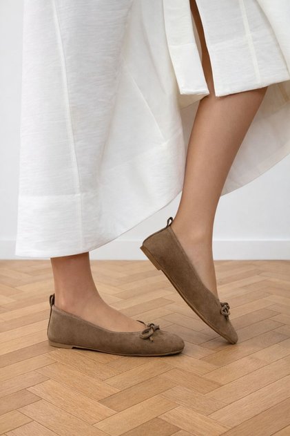 Loi̇ss Women's Leather Ballet Flats