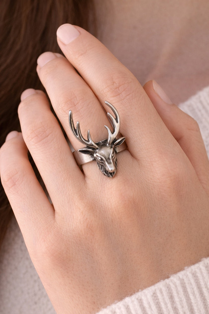Adjustable Silver Color Ring with Deer Head Figure – 3D Detailed Statement Model