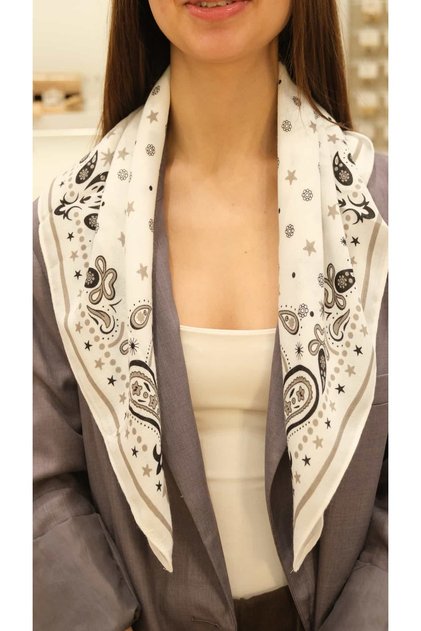 Ethnic Pattern Scarf 70X70Cm