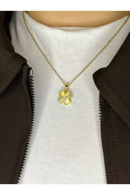 Elegant Gold Clover Necklace | Minimalist Viral Clover Chain Necklace with Zircon Stone | Stainless Steel