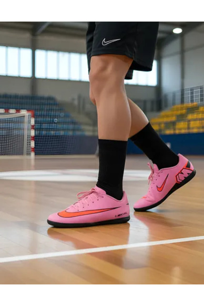 pink 　no5 Nike Vapor 16 Club IC Futsal Ayakkabısı Dar Kalıp 1.5 Numara Büyük