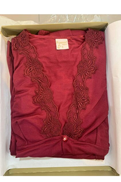 Lace Detailed 3-Piece Women's Pajama Set in Boxed Packaging