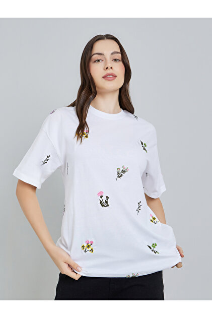 Women White Embroidered Floral Oversized T-Shirt