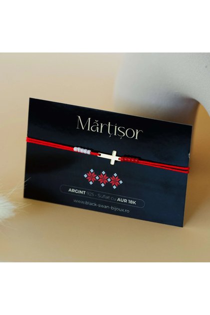Bratara martisor cu snur rosu si cruciulita din Argint 925 suflat cu Aur 18K