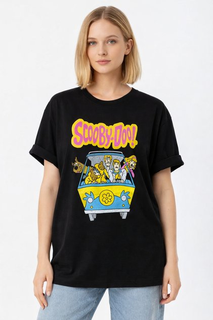 Women's Black Crew Neck Scooby-Doo Printed T-Shirt Nj101