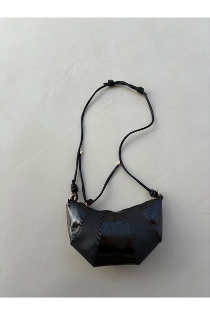 Croissant Patent Leather Detailed Women's Crossbody Bag
