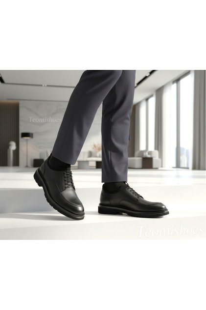 Black High-Sole Loafer with Back Clasp