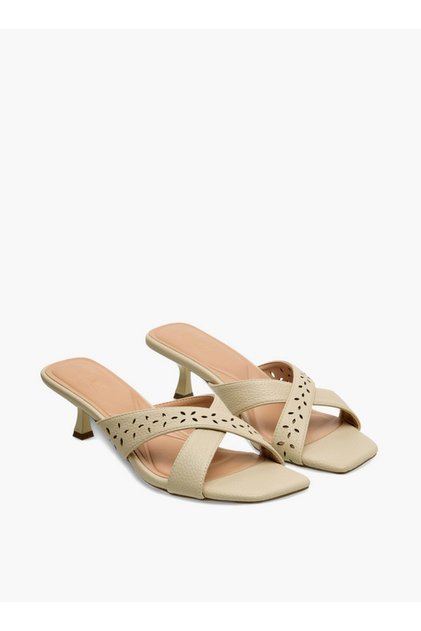 Women Cross Strap Flared Heel Sandals