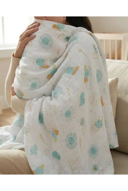Muslin Cloth Cover Sun Pattern - Green 120x120 cm + 4 Mouth Wipes