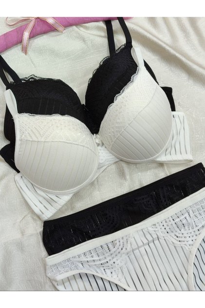 Women's Striped Lace Detailed Push-Up Padded Bra Panty Set