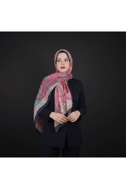 Etnik Seri Pembe Şal