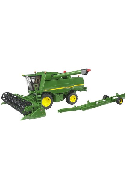 Combină de recoltat John Deere T670i din seria profesională (02132)