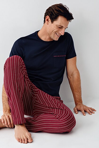 100% Cotton Pcs Short Sleeve Pocketed Men's Pajama Set in Boxed Packaging