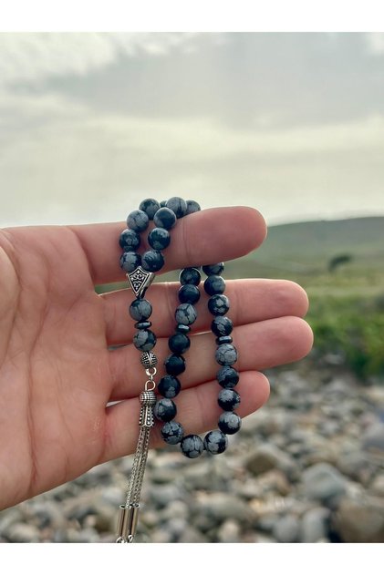 33-PIECE SPHERE CUT SNOWY OBSIODEN STONE ROSARY