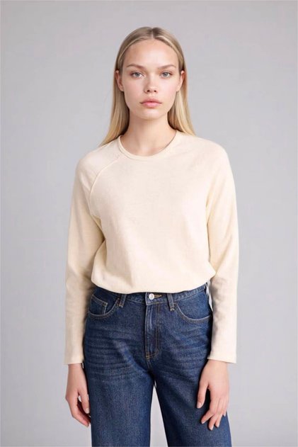 %100 Pamuk Regular Fit Bisiklet Yaka Basic Düz Uzun Kollu Tişört G8523AX26SP