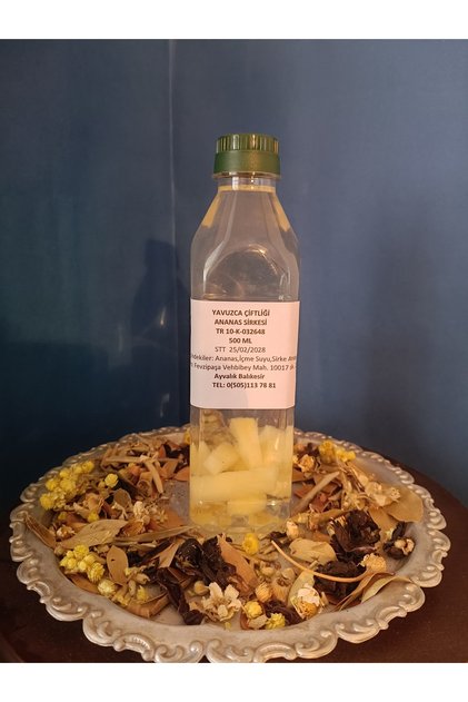 El Yapımı Doğal Fermente Filtre Edilmemiş Ananas Sirkesi 500 ML