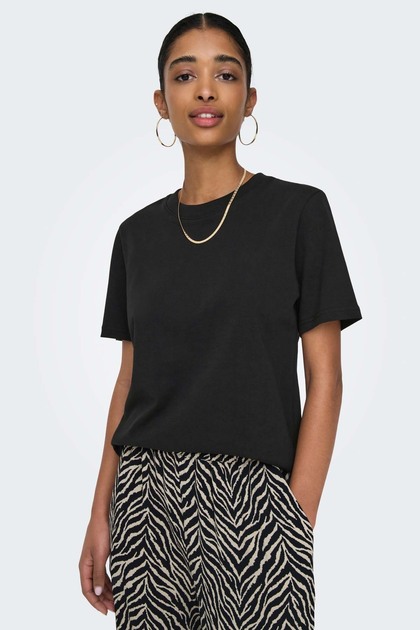 تي شيرت ONLMONJA S/S TEE JRS NOOS أسود للنساء بأكمام قصيرة