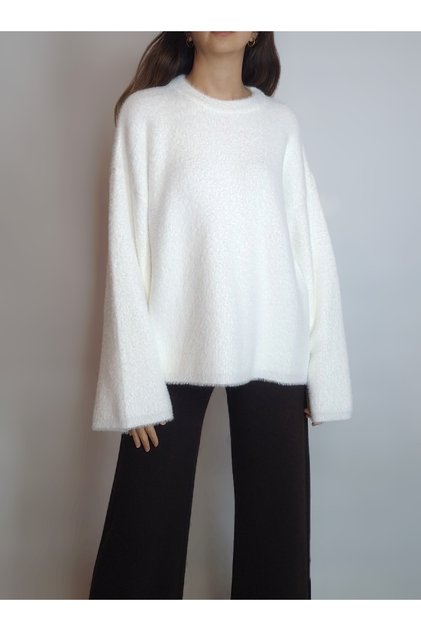 Women's White Zero Collar Soft-Textured Bearded Knitwear Sweater Yy101327