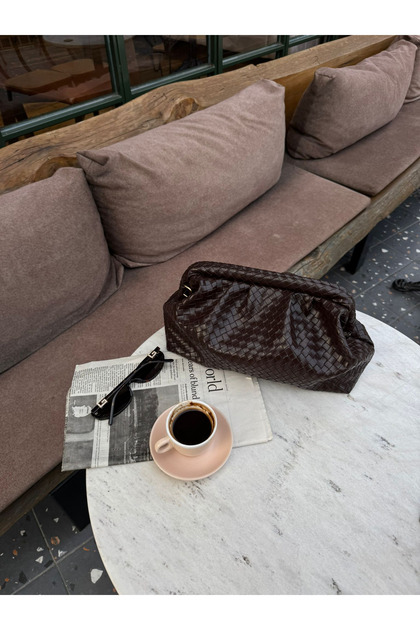 The Moiss Bitter Brown Knitted Pattern Clutch Bag