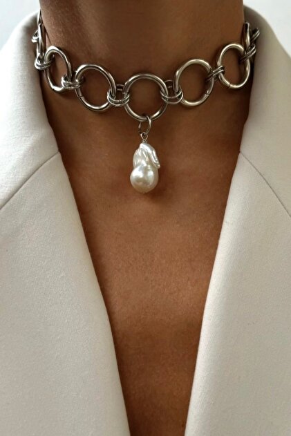 Baroque Pearl End-Cut Choker Necklace