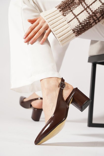 Malites Flat Dova Back With Scarf Women's Shoes Brown Wrinkled Patent Leather