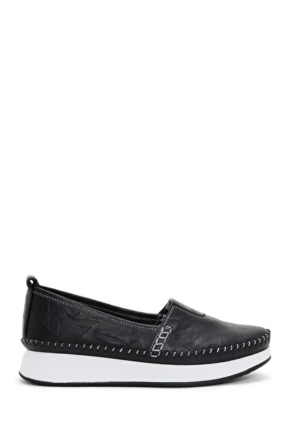 Derimod Kadın Siyah Kalın Tabanlı Deri Comfort Loafer 26PFD330018