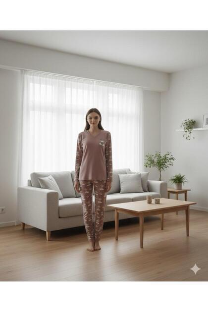 Women's Long Sleeve V-Neck Lamb Pattern Thermal Pajama Set