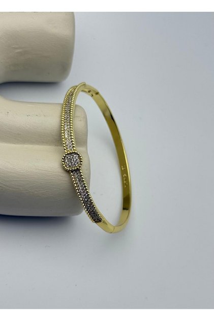 Xuping Gold Stone-Encrusted Aura Circle Shine Handcuffs - 26Xpke05