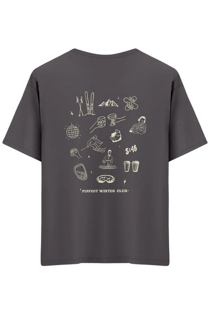 Winter Club Printed Crew Neck Oversized T-Shirt