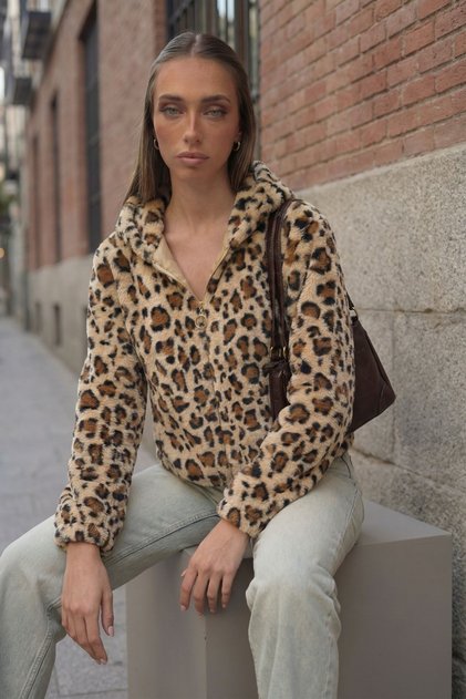 Hooded Leopard Printed Balloon Sleeve Plush Zipper Short Coat