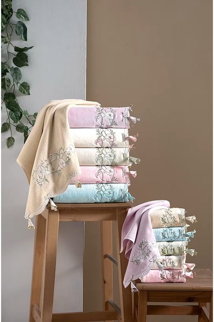 Lily Velvet Embroidered 6-Piece 30X50 Kitchen Towels
