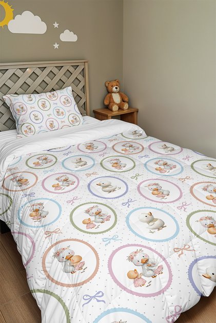 Mother Duck and Her Baby Patterned Single Duvet and Pillowcase