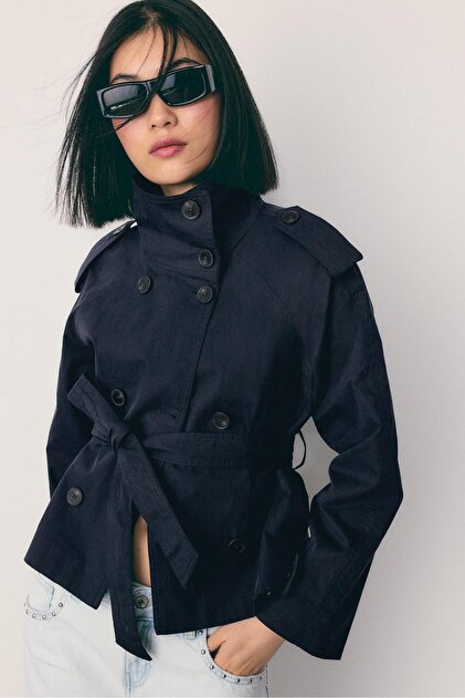 【 Urban unique 】 high-neck strap coat Stradivarius High neck trench coat with belt- Trendyol