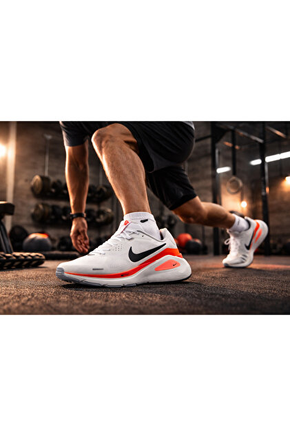 Nike Structure 26 Erkek Kırmızı Beyaz Koşu Ayakkabısı - Fiyatı