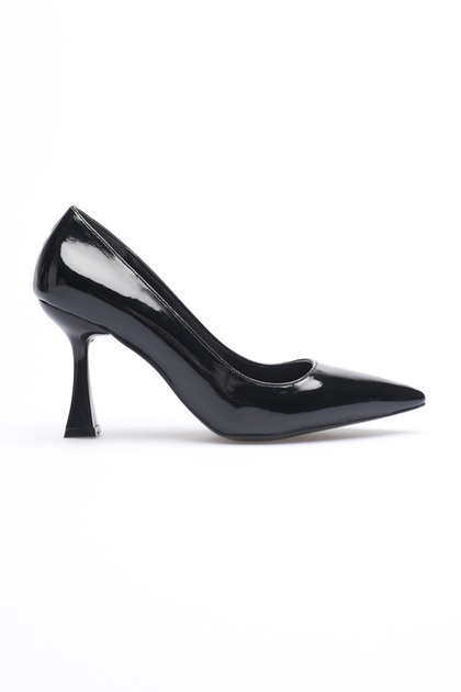 Ernio Black Patent Leather 9 cm Thin Heeled Pointed Toe Stiletto Women's Shoes