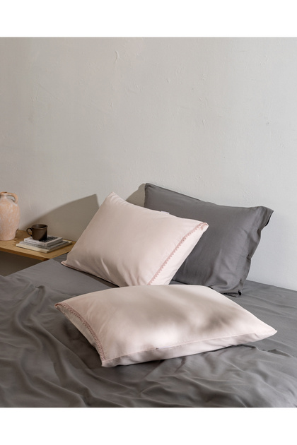 Isabelle Kopanakili 100% Cotton 2-Pack Pillowcase - Powder/Powder