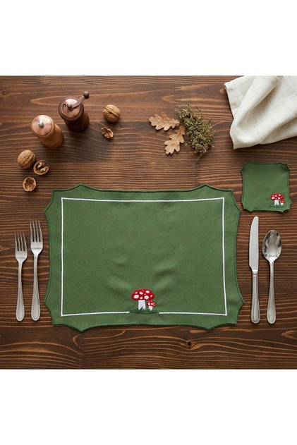 4-Piece Cork Embroidered Serving Set for 2 People (2 Pieces Placemat , 2 Pieces Serving Napkins)
