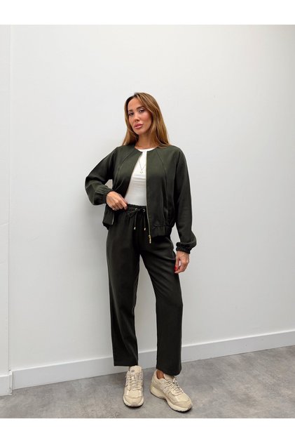 4S Women's Top Zippered Coat and Very Thin Fabric Trousers Suit