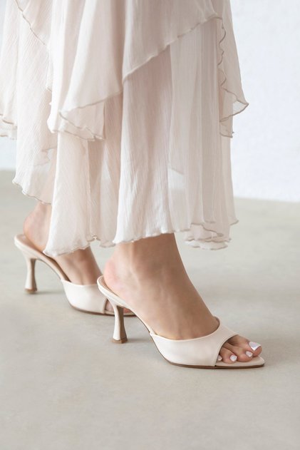 Franco Women's Heeled Wrinkled Shoes Leather Sandals Beige