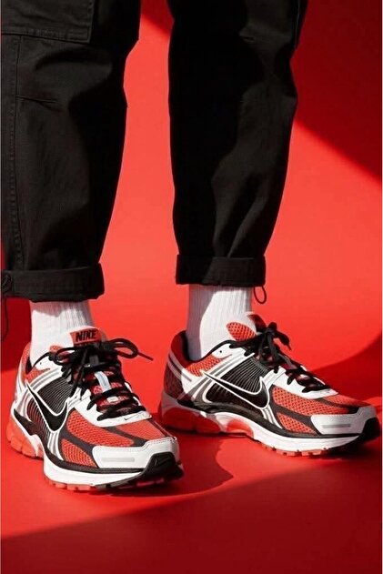 Nike Air Zoom Vomero 5 Se Erkek Koşu & Antenman Spor Ayakkbısı