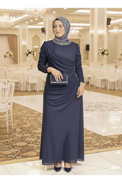 Rochie de seara de lux cu strasuri stralucitoare si pietre laterale