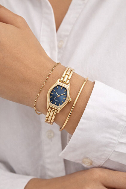 Women's Vintage Model Navy Blue Dial Detailed Steel Cord Wristwatch Tctsn001701S0473